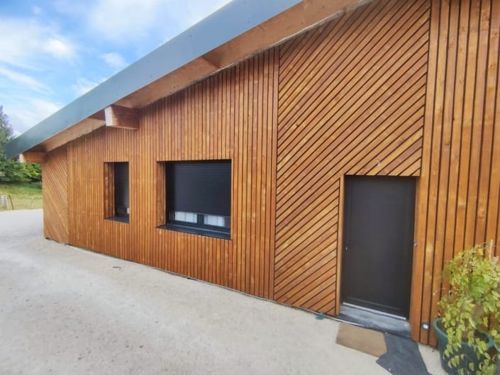 façade bardage bois droit et incliné