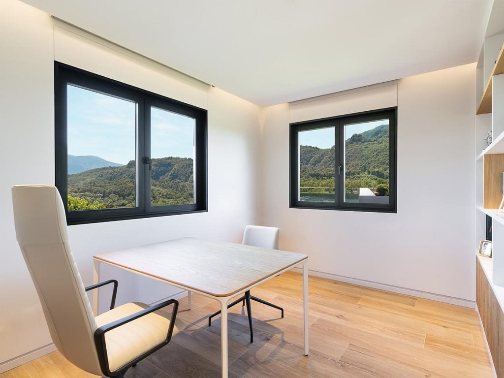 Fenêtres et plancher Fenêtres et plancher