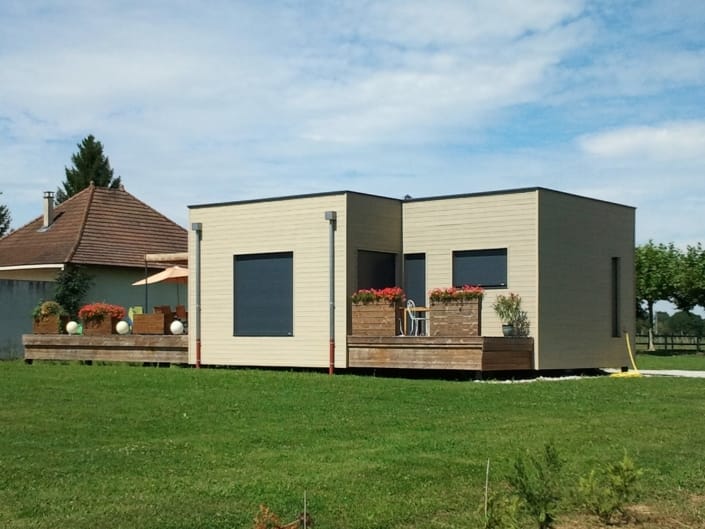 maison cube bois